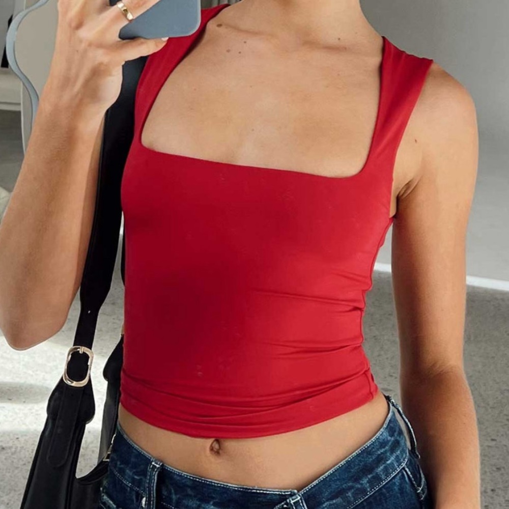 Princess Polly red tank top- size 0 (never worn)